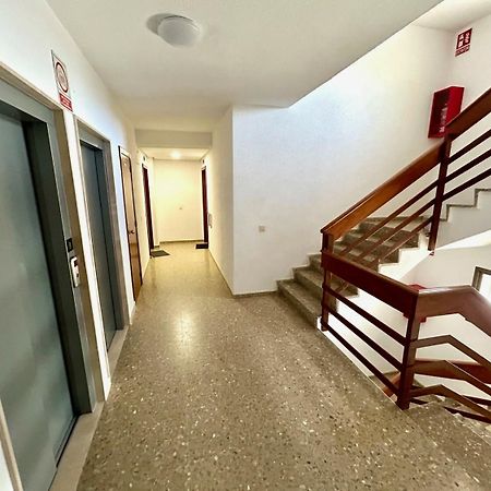 Gatu Arena " Preferente Mayores De 25 Anos Y Familias " El Puerto de Santa Maria Bagian luar foto