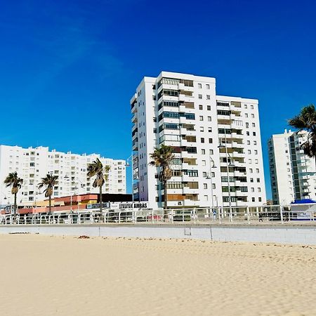Gatu Arena " Preferente Mayores De 25 Anos Y Familias " El Puerto de Santa Maria Bagian luar foto