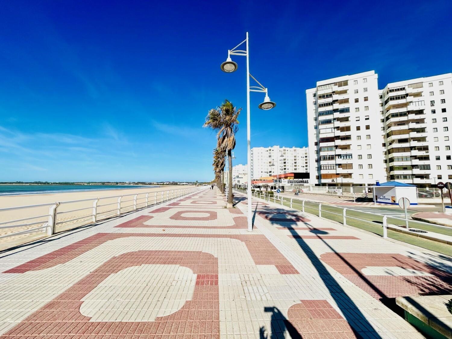 Gatu Arena " Preferente Mayores De 25 Anos Y Familias " El Puerto de Santa Maria Bagian luar foto