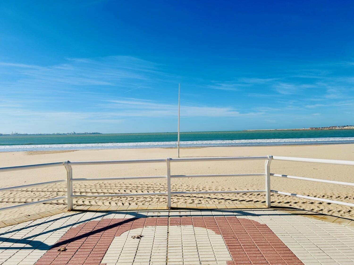 Gatu Arena " Preferente Mayores De 25 Anos Y Familias " El Puerto de Santa Maria Bagian luar foto
