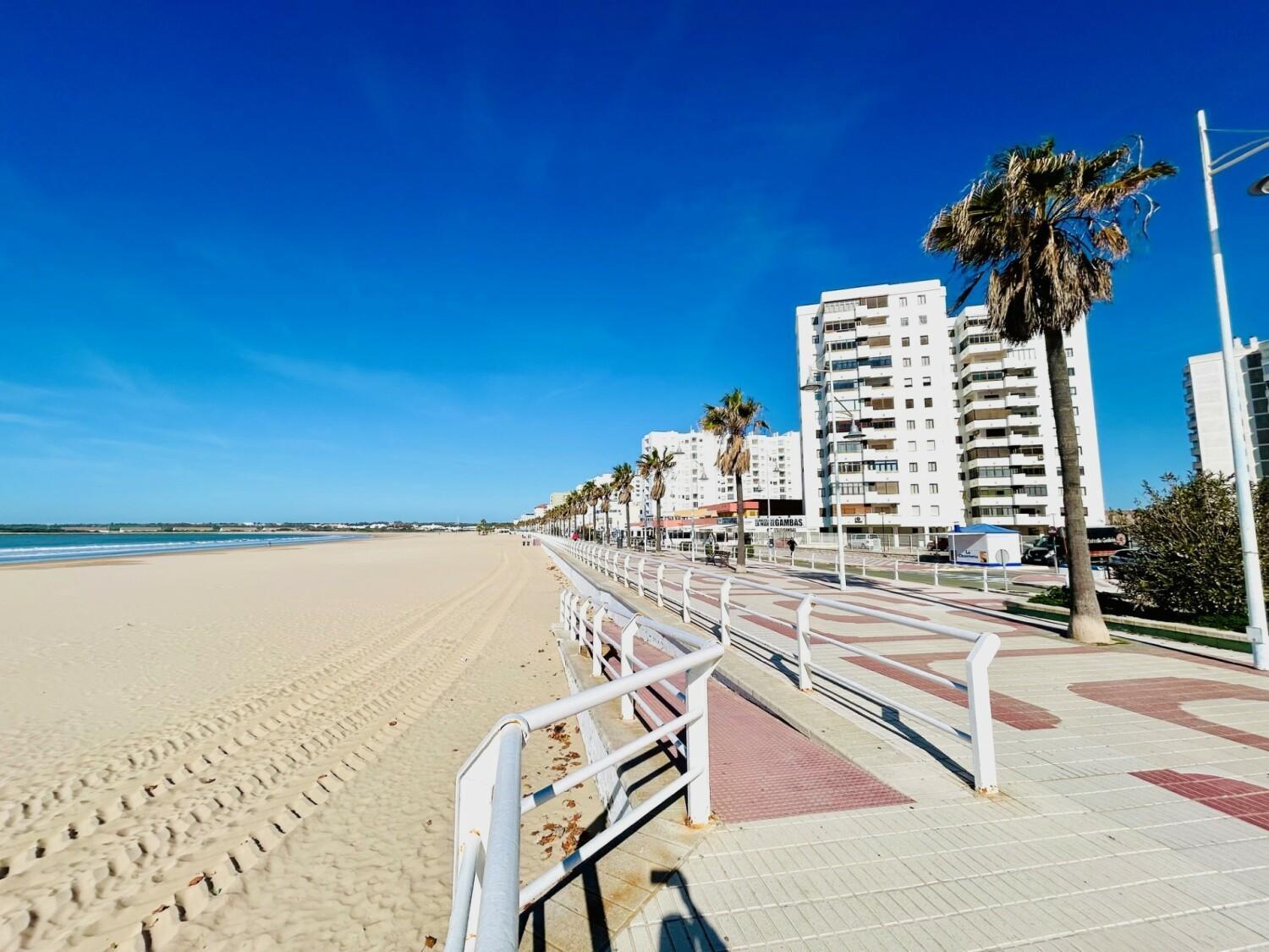 Gatu Arena " Preferente Mayores De 25 Anos Y Familias " El Puerto de Santa Maria Bagian luar foto