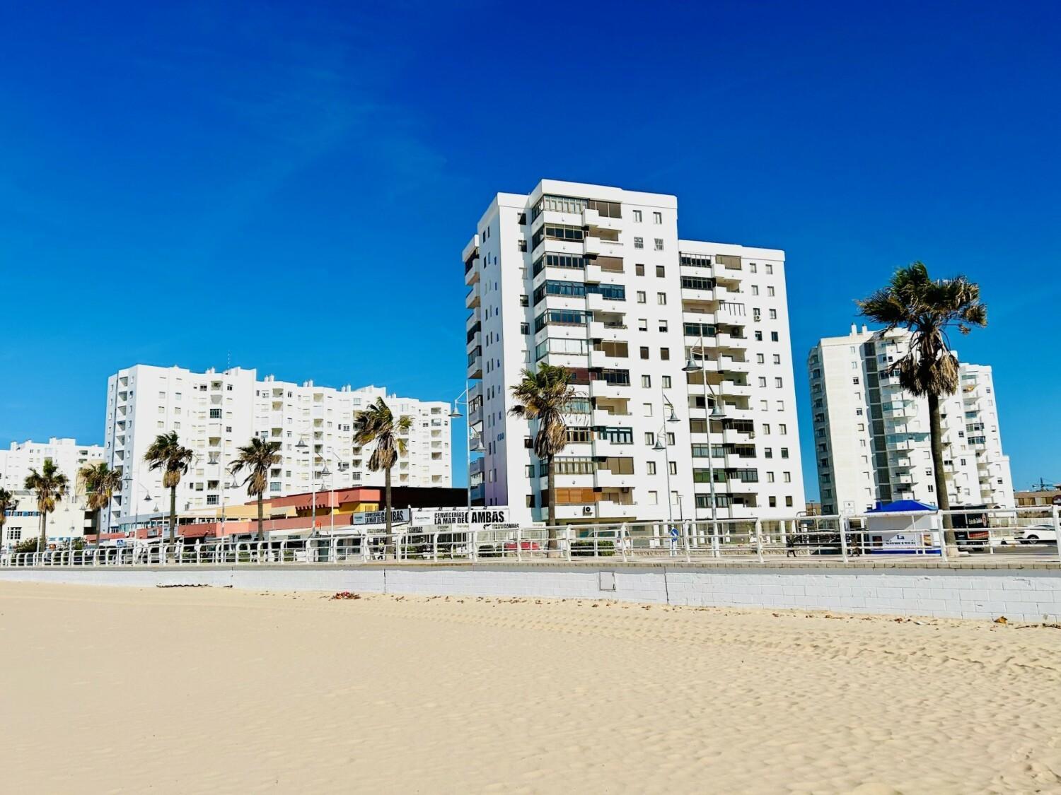 Gatu Arena " Preferente Mayores De 25 Anos Y Familias " El Puerto de Santa Maria Bagian luar foto